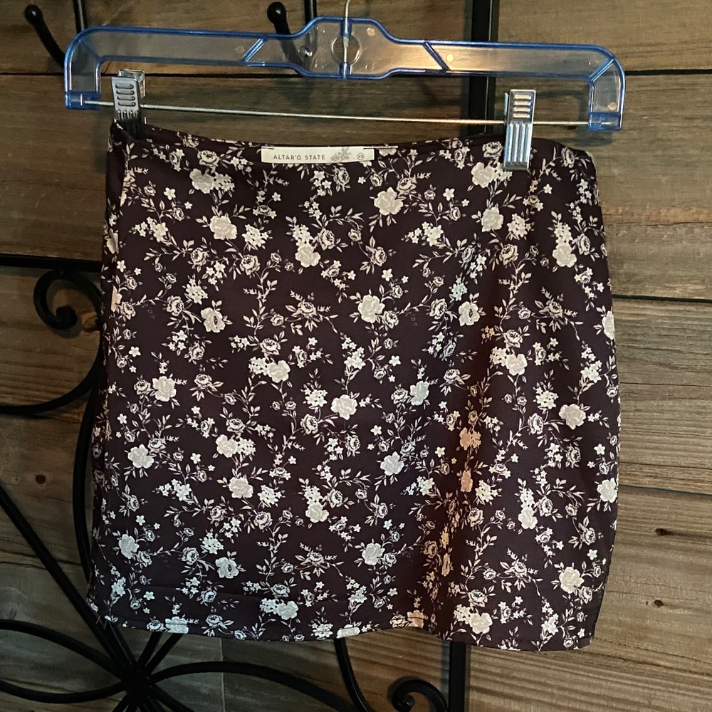 Altar’d state mini skirt